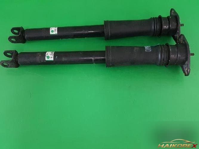 Kia K5 2011 — стойка передней подвески правая 55311 2T010