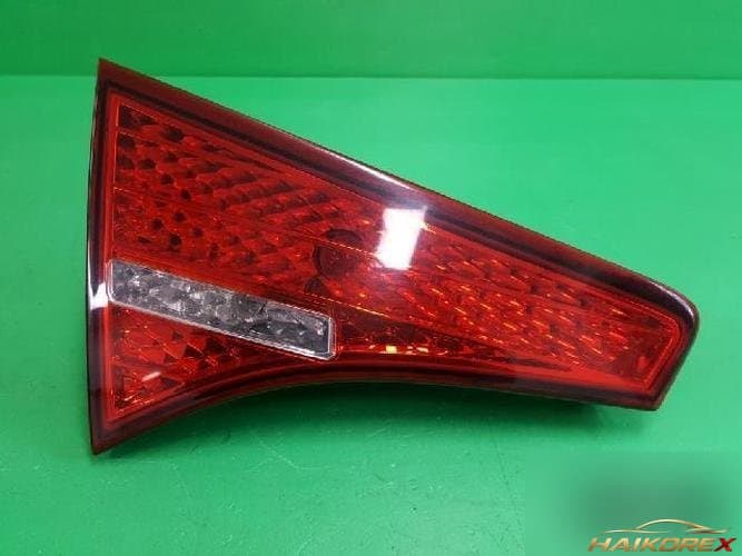 Kia K5 2011 — накладка на заднюю дверь левая 924032T000