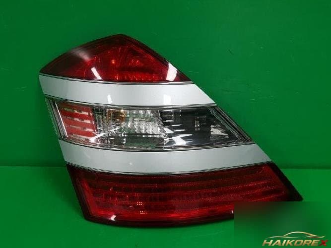 Mercedes-Benz S-Class 2008 — комбинированный фонарь задний левый (водительский) A2218200364