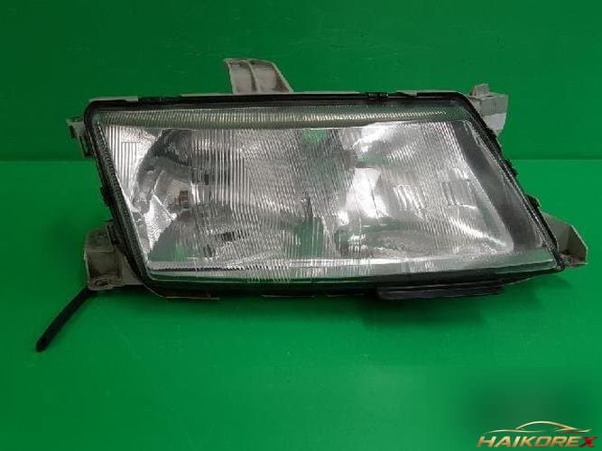 Saab 9-5 1999 — фара правая