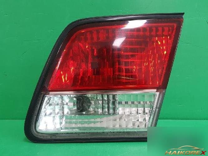 Renault SM5 2002 — крышка багажника белая (бампер)