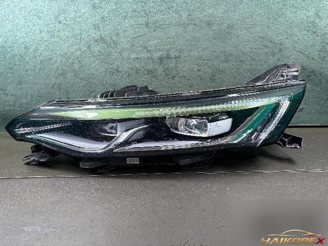 Renault SM6 2016 — фара левая