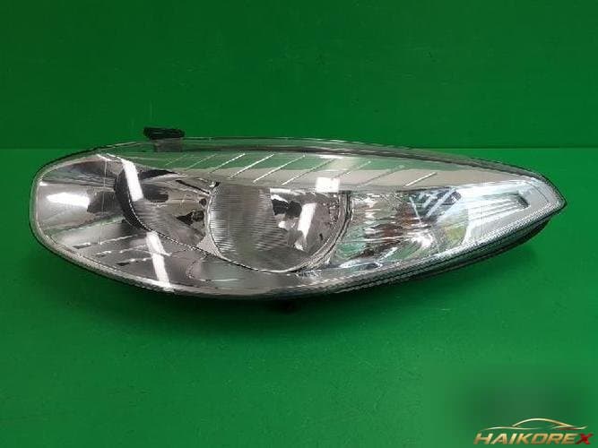 Renault SM3 2011 — фара левая 260609567R