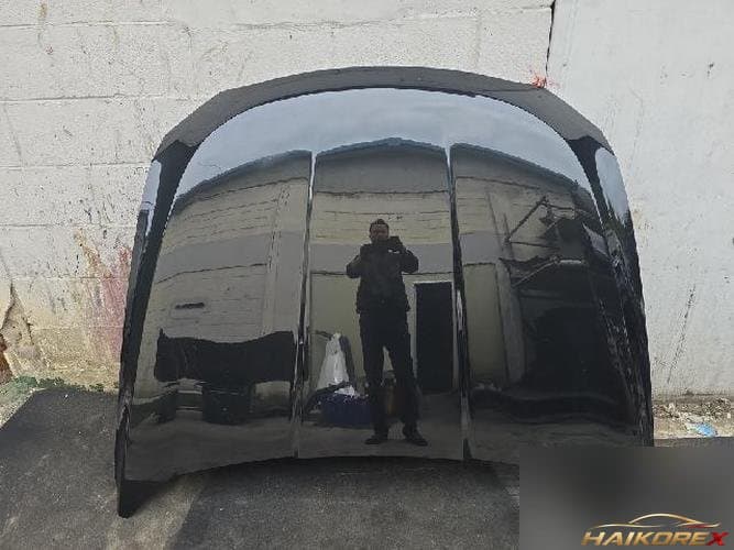 Ford Taurus 2012 — капот