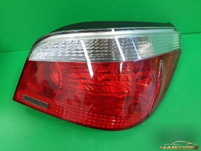 BMW 5 Series 2005 — комбинированный фонарь задний правый (пассажирский) 6910768
