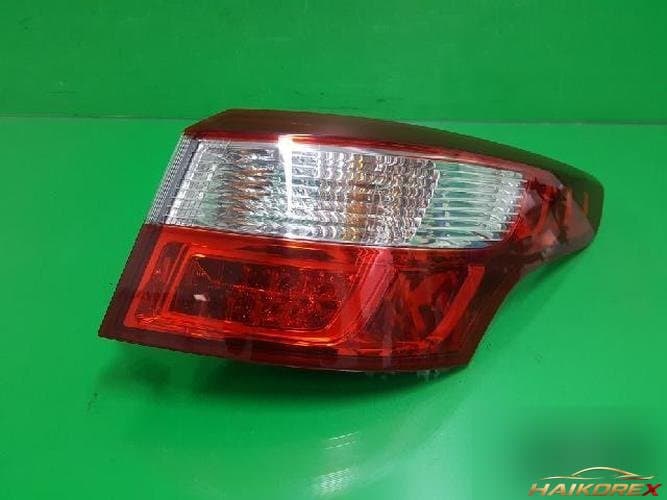 Renault SM5 2011 — фонарь задний правый (в сборе) 265500029R