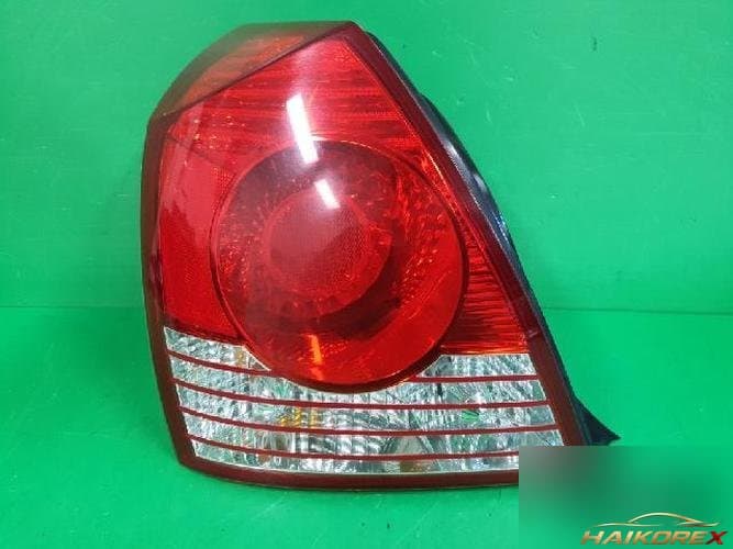 Hyundai Avante 2005 — комбинированный фонарь задний левый (водительский) 92401 2D500