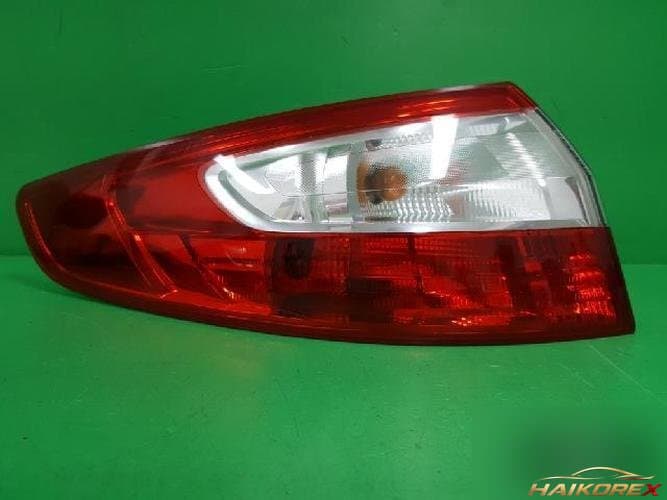 Renault SM3 2011 — фонарь задний левый (комбинированный) 265550016R