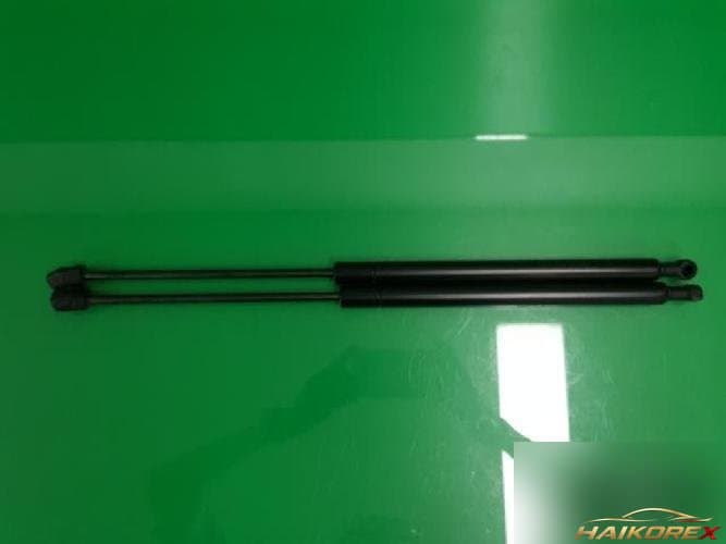 Jeep Grand Cherokee 2005 — крышка багажника 68025358AA