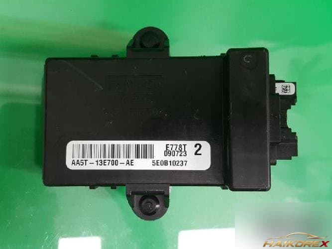 Ford MKS 2010 — блок управления ETACS/BCM AA5T 13E700 AE