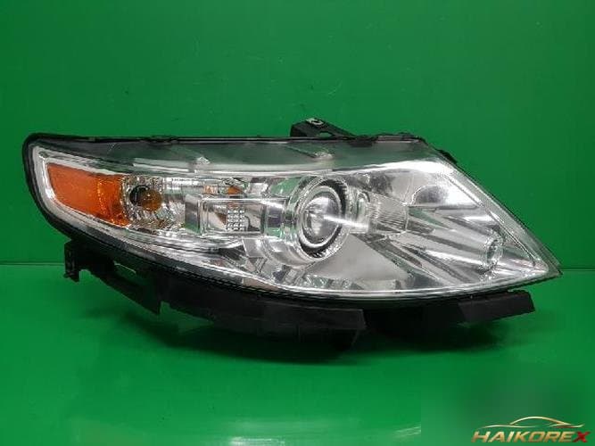 Ford MKS 2010 — фара правая 8A53 13005 A