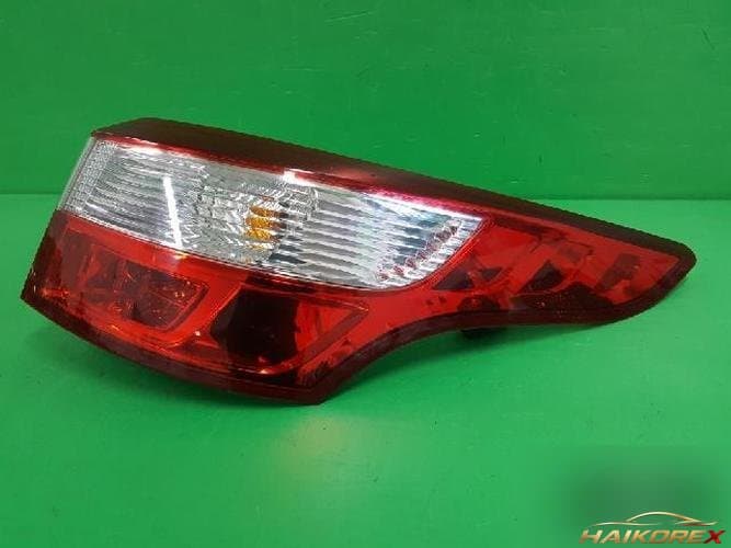 Renault SM5 2010 — фонарь задний в сборе правый 265500029R