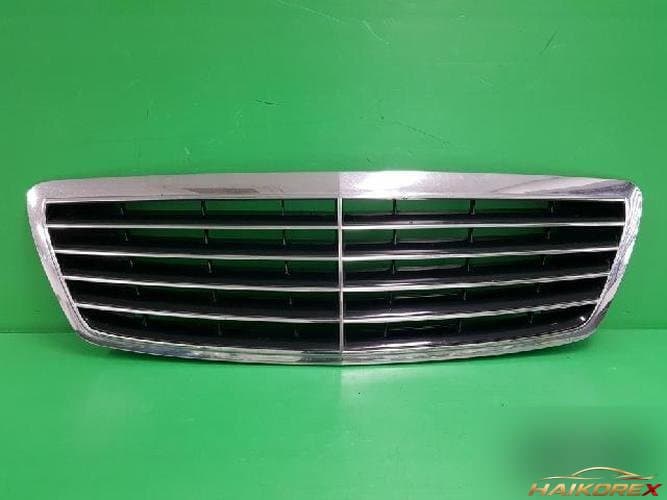 Mercedes-Benz S-Class 2004 — решётка радиатора A2208800583