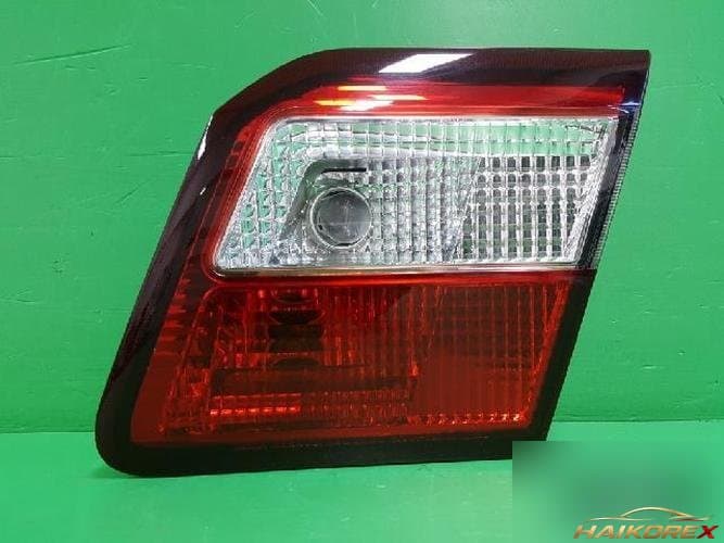 Renault SM5 2004 — накладка крышки багажника (с фонарём) 53804 550 2