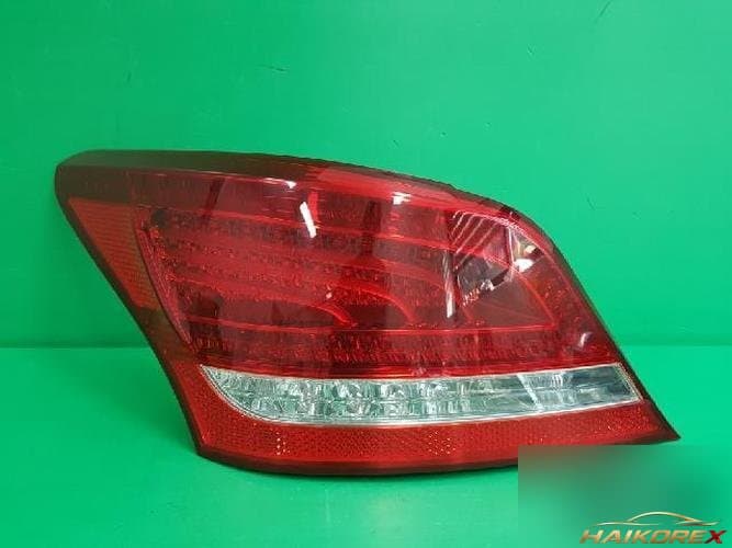 Hyundai Equus 2010 — задний комбинированный фонарь левый 92401 3N000 10