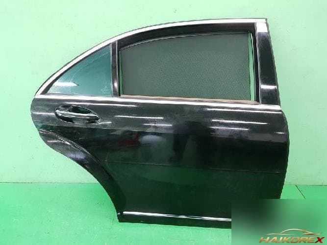 Mercedes-Benz S-Class 2011 — дверь задняя правая