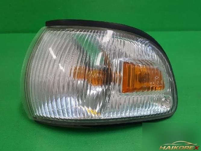 Hyundai Grace 1999 — габаритный фонарь левый 92301 438