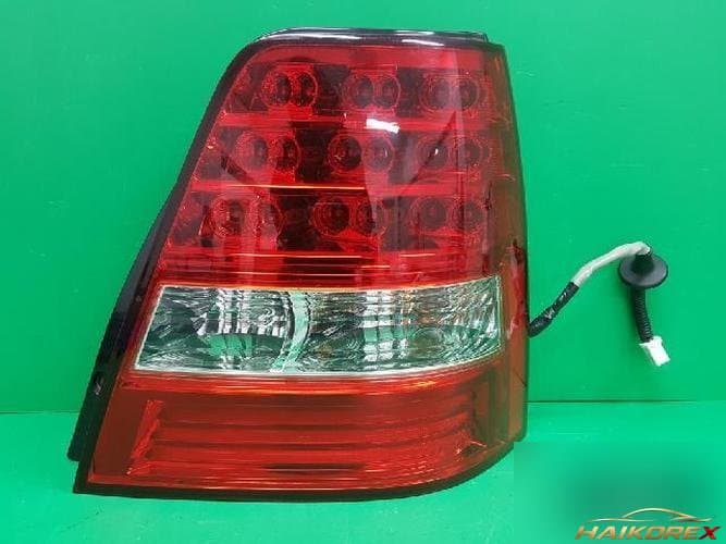 Kia Sorento 2007 — фонарь задний комбинированный правый (пассажирский) 92402 3E500 10