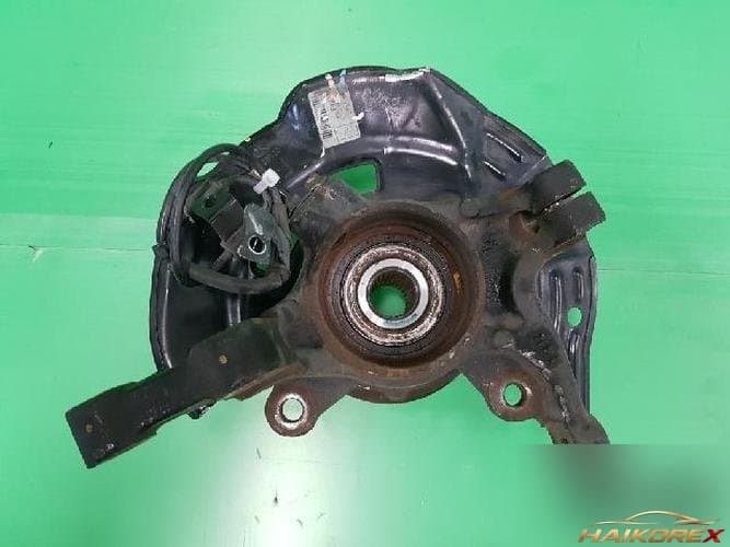 Kia K5 2011 — передний поворотный кулак левый 517152T010