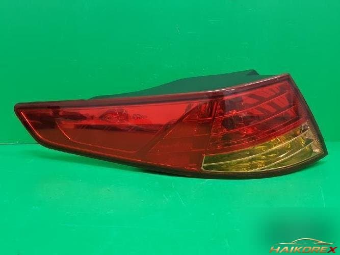Kia K5 2011 — комбинированный задний фонарь левый (сторона водителя) 92401 2T000 4