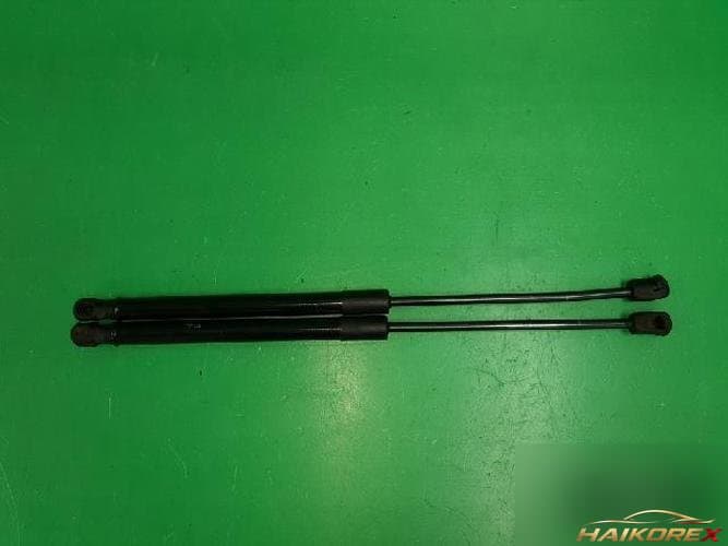 Hyundai Santa Fe 2008 — крышка багажника 817702B001