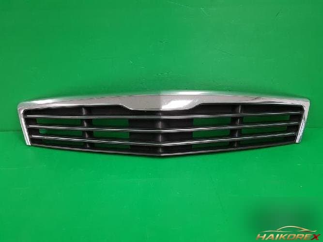 Renault SM7 2007 — решётка радиатора 87301 52100