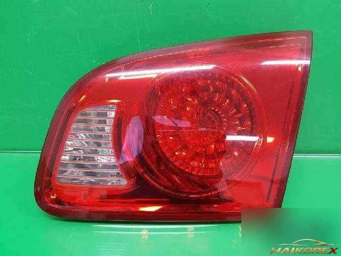Hyundai Santa Fe 2007 — белая отделка багажника (фонарь в крышку) 92406 2B000 2