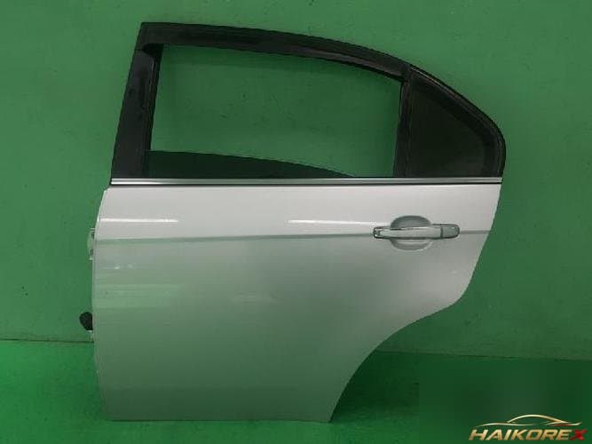 Daewoo Tosca 2010 — дверь задняя левая