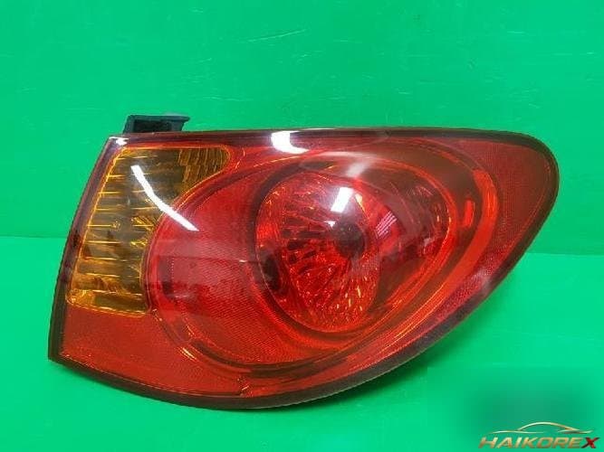 Hyundai Avante 2008 — фонарь задний комбинированный правый (пассажирский) 92402 2H000 6
