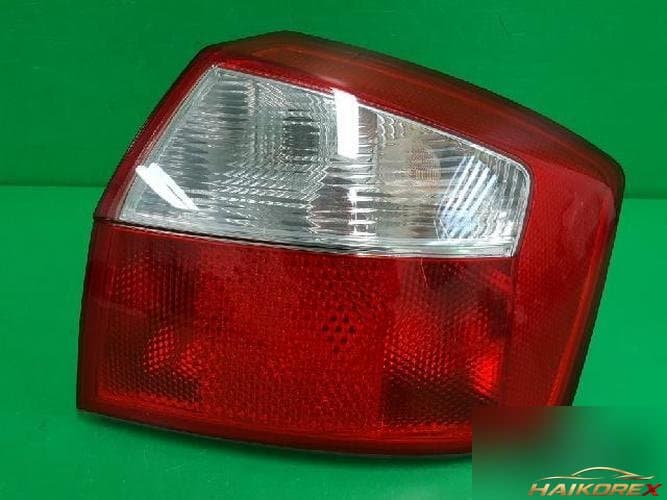 Audi A4 2003 — комбинированный фонарь задний правый (пассажирский)