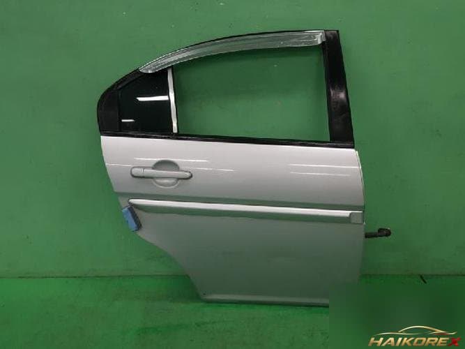 Hyundai Verna 2009 — дверь задняя правая 770041E000