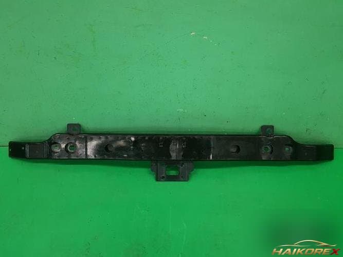 Jeep Grand Cherokee 2014 — направляющая бампера передняя M162296 13113
