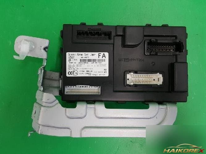 Nissan Leaf 2015 — модуль управления ETACS/BCM 284B13NF0A