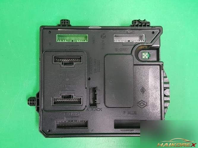 Renault SM3 2011 — модуль управления ETACS/BCM 284B15531R