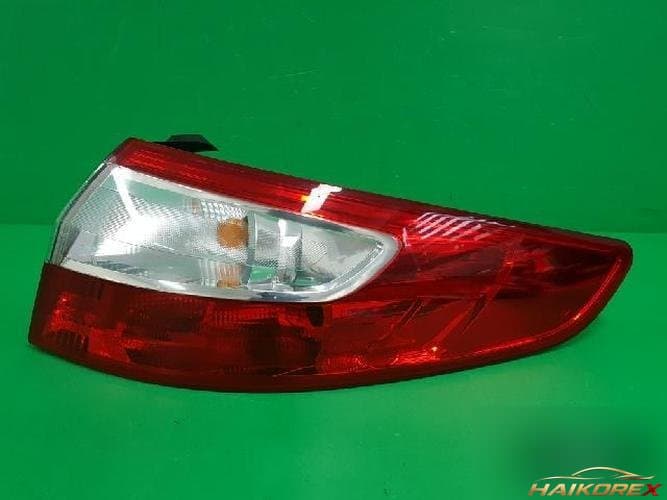 Renault SM3 2011 — комбинированный фонарь задний правый 265500016R