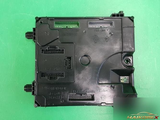 Renault SM5 2013 — модуль управления ETACS/BCM 284B13386R