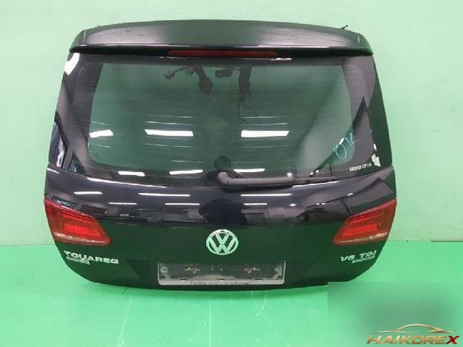 Volkswagen Touareg 2012 — крышка багажника