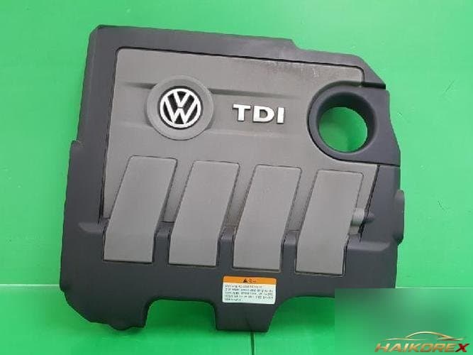 Volkswagen Golf 2012 — крышка двигателя 03L103925AR