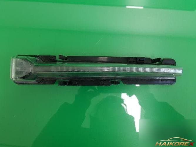Ford Taurus 2010 — дневной ходовой огонь правый AG13 13B220 AB 1