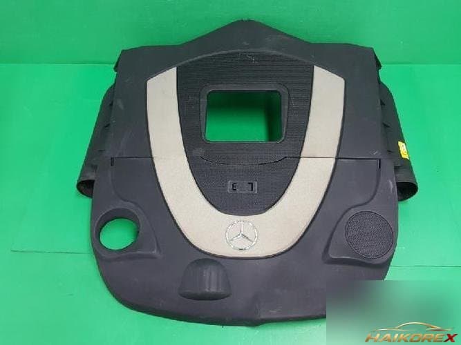 Mercedes-Benz S-Class 2008 — крышка двигателя A2730100467