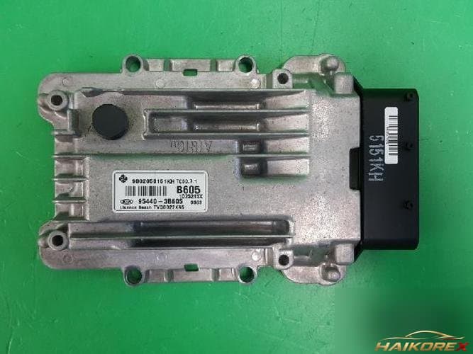Kia Carnival 2013 — блок управления коробкой передач TCU 95440 3B605