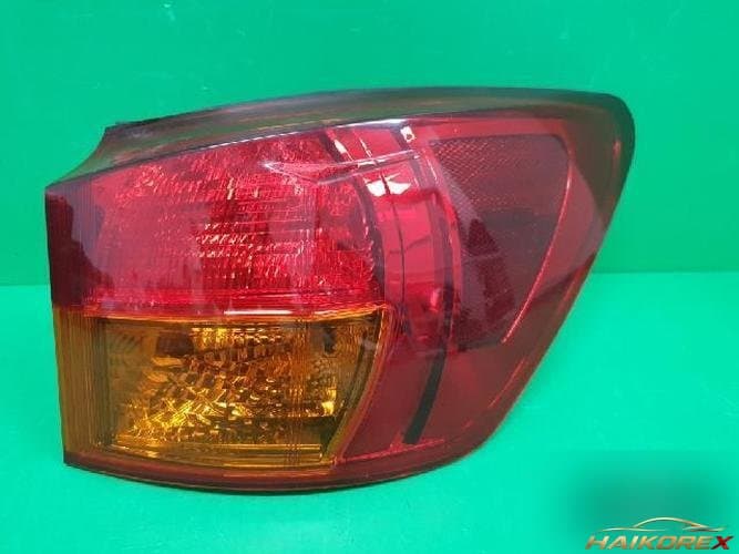 Lexus IS 2006 — комбинированный фонарь задний правый