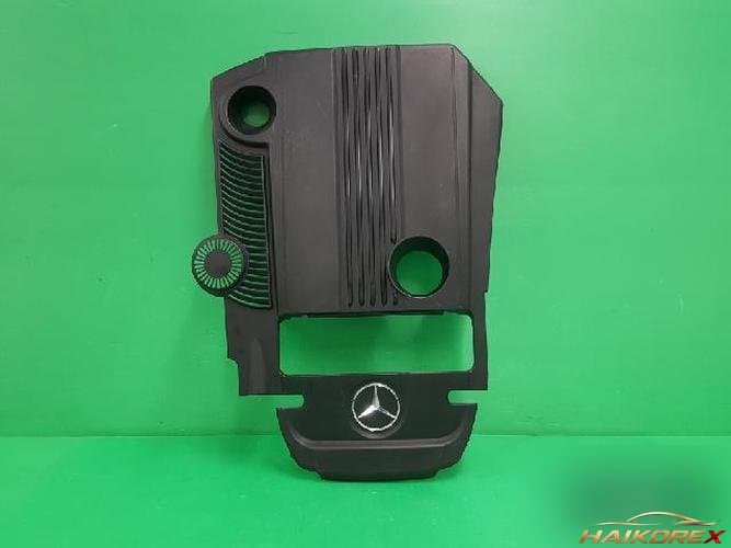 Mercedes-Benz C-Class 2011 — крышка двигателя A2710101267