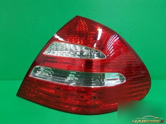 Mercedes-Benz E-Class 2005 — фонарь задний комбинированный правый A2118200464