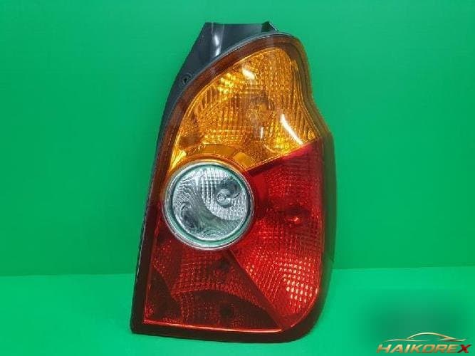 Hyundai Terracan 2002 — комбинированный фонарь задний правый (пассажирский) 92402 H1010