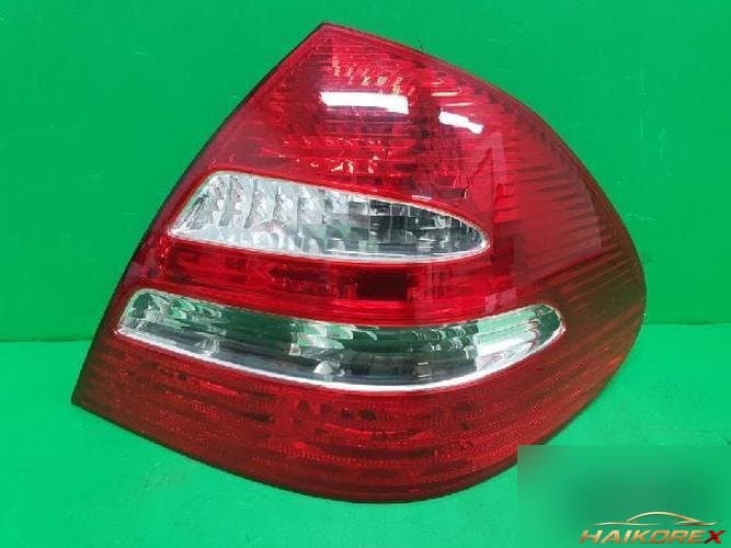 Mercedes-Benz E-Class 2006 — фонарь комбинированный задний правый A2118200464