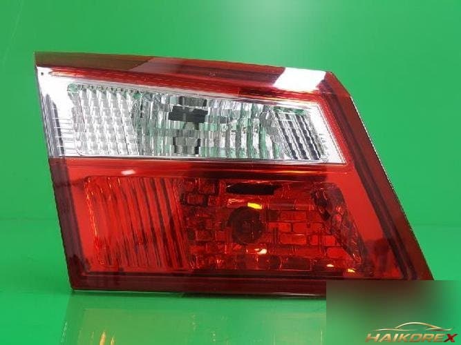 Renault SM5 2012 — накладка задней двери левая 265550031R