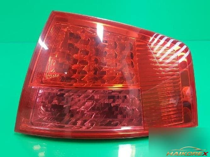 Audi A8 2006 — комбинированный фонарь задний правый (пассажирский) 4E0945096C 4