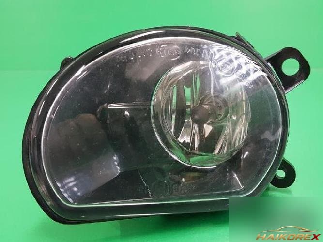 Audi A8 2006 — противотуманная фара правая 4E0941700A