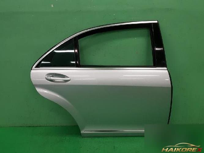 Mercedes-Benz S-Class 2008 — дверь задняя правая